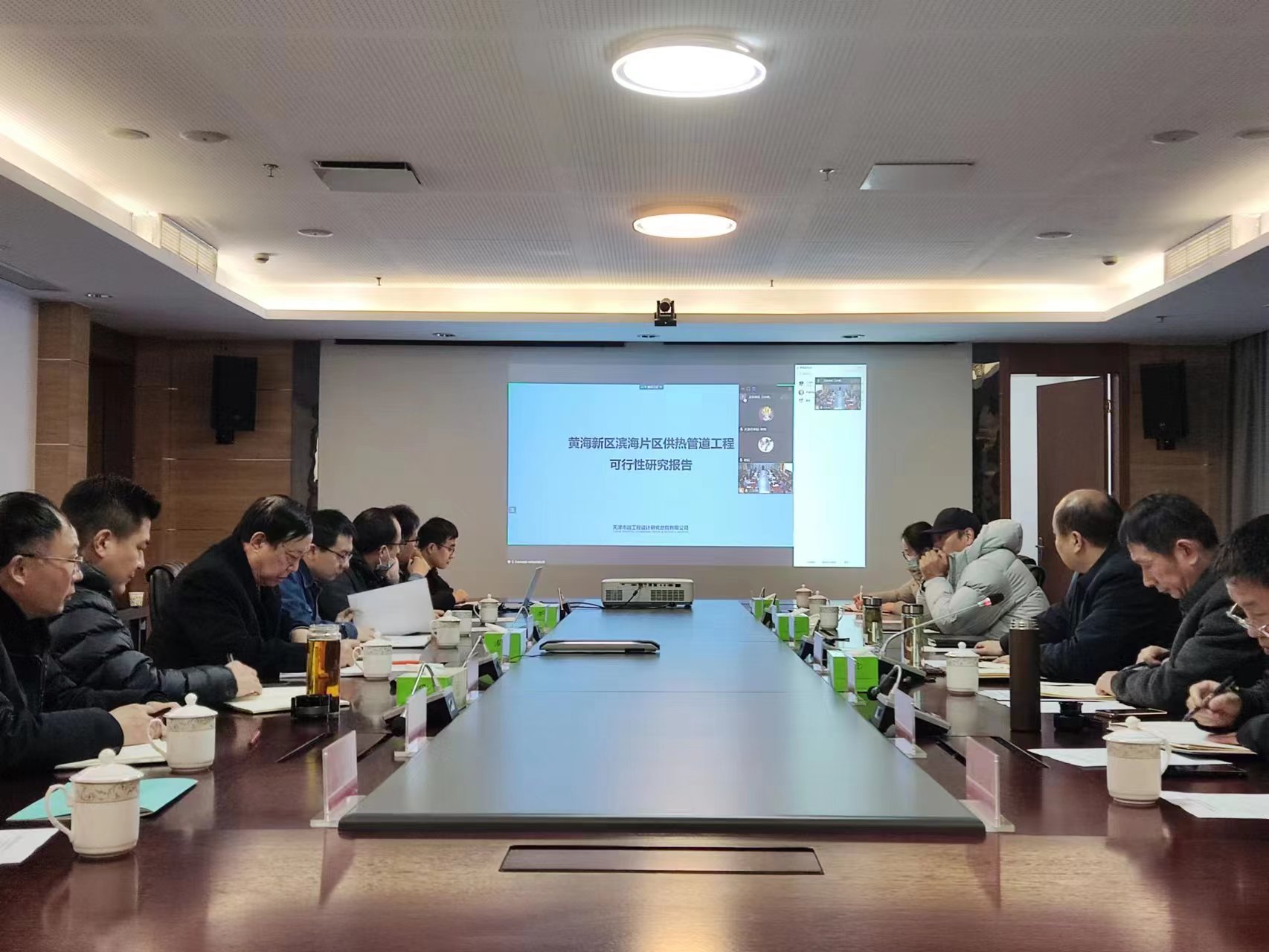 集團召開黃海新區(qū)濱海片區(qū)供熱管道、公共1.jpg